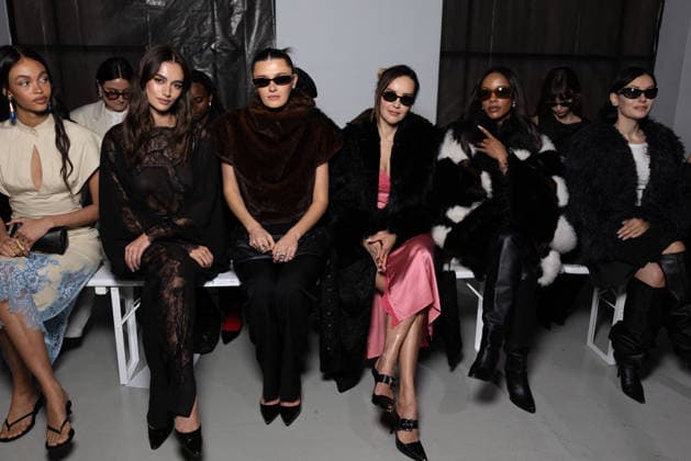 Cristina Cheni, Maia Cotton, Coco Schiffer, Ginevra Mavilla, Fanny Bourdette, guest at the Front Row at the Vaillant Womenswear Collection Fall Winter 2026 2027 presentation as part of Paris Fashion Week PFW at the Palais de Tokyo in Paris, France on March 06, 2026 Julien Sarkissian Bestimage Front Row at the Vaillant Womenswear Fall Winter 2026 2027 presentation as part of Paris Fashion Week on March 06, 2026 in Paris, France Paris France  Copyright: xJulienxSarkissianx xBestimagexJulienxSarkissianx xBestimagex