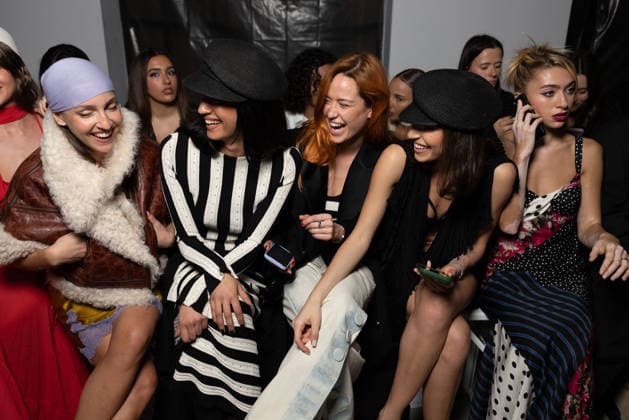 Carla Ginola, Emna Sellimi, Charlotte Lauxerrois, Ginevra Mavilla and Loeva Soltani at the Front Row at the Vaillant Womenswear Collection Fall Winter 2026 2027 presentation as part of Paris Fashion Week PFW at the Palais de Tokyo in Paris, France on March 06, 2026 Julien Sarkissian Bestimage Front Row at the Vaillant Womenswear Fall Winter 2026 2027 presentation as part of Paris Fashion Week on March 06, 2026 in Paris, France Paris France  Copyright: xJulienxSarkissianx xBestimagexJulienxSarkissianx xBestimagex