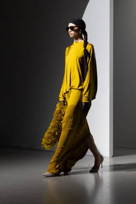 Défilé Vaillant Collection Femme Prêt à Porter Automne Hiver 2026 2027 lors de la Fashion Week de Paris PFW au palais de Tokyo, à Paris, France, le 6 mars 2026 Julien Sarkissian Bestimage Runway during the Vaillant Womenswear Fall Winter 2026 2027 presentation as part of Paris Fashion Week on March 06, 2026 in Paris, France Paris France  Copyright: xJulienxSarkissianx xBestimagexJulienxSarkissianx xBestimagex
