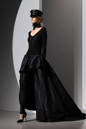 Défilé Vaillant Collection Femme Prêt à Porter Automne Hiver 2026 2027 lors de la Fashion Week de Paris PFW au palais de Tokyo, à Paris, France, le 6 mars 2026 Julien Sarkissian Bestimage Runway during the Vaillant Womenswear Fall Winter 2026 2027 presentation as part of Paris Fashion Week on March 06, 2026 in Paris, France Paris France  Copyright: xJulienxSarkissianx xBestimagexJulienxSarkissianx xBestimagex