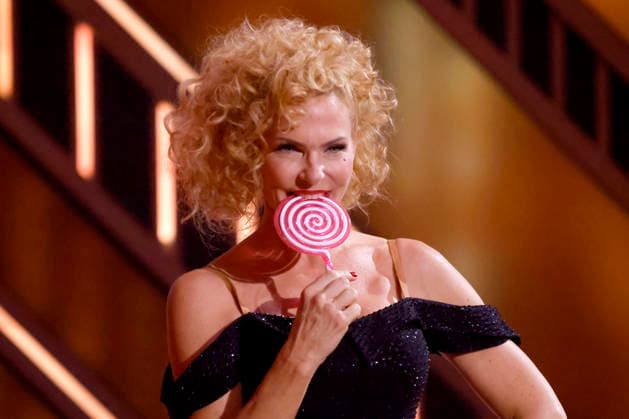 Presenter Sonya Kraus here with a lollipop is eliminated from the first dance show of the 19th season of the RTL dance show Lets Dance in the Coloneum Cologne, 06 03 2026 NRW Germany Copyright: xChristophxHardtx