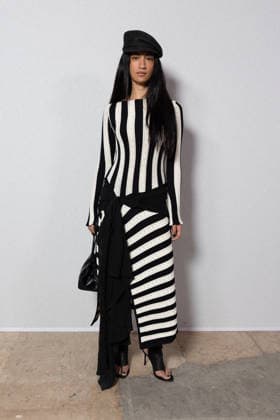 Emna Sellimi at the photocall at the Vaillant Womenswear Collection Prêt à Porter Automne Hiver 2026 2027 show as part of Paris Fashion Week PFW at Palais de Tokyo, Paris, France, March 06, 2026 Julien Sarkissian Bestimage Photocall at the Vaillant Womenswear Fall Winter 2026 2027 show as part of Paris Fashion Week on March 06, 2026 in Paris, France Paris France  Copyright: xJulienxSarkissianx xBestimagexJulienxSarkissianx xBestimagex