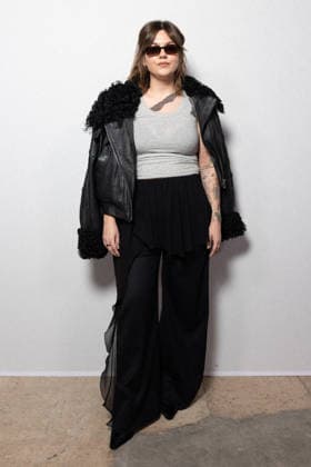 Louane Emerat au photocall du défilé Vaillant Collection Femme Prêt à Porter Automne Hiver 2026 2027 lors de la Fashion Week de Paris PFW au palais de Tokyo, à Paris, France, le 6 mars 2026 Julien Sarkissian Bestimage Photocall at the Vaillant Womenswear Fall Winter 2026 2027 show as part of Paris Fashion Week on March 06, 2026 in Paris, France Paris France  Copyright: xJulienxSarkissianx xBestimagexJulienxSarkissianx xBestimagex
