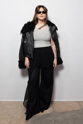Louane Emerat au photocall du défilé Vaillant Collection Femme Prêt à Porter Automne Hiver 2026 2027 lors de la Fashion Week de Paris PFW au palais de Tokyo, à Paris, France, le 6 mars 2026 Julien Sarkissian Bestimage Photocall at the Vaillant Womenswear Fall Winter 2026 2027 show as part of Paris Fashion Week on March 06, 2026 in Paris, France Paris France  Copyright: xJulienxSarkissianx xBestimagexJulienxSarkissianx xBestimagex