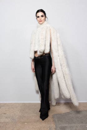 Carolina Mendes at the photocall at the Vaillant Womenswear Collection Prêt à Porter Automne Hiver 2026 2027 show as part of Paris Fashion Week PFW at Palais de Tokyo, Paris, France, March 06, 2026 Julien Sarkissian Bestimage Photocall at the Vaillant Womenswear Fall Winter 2026 2027 show as part of Paris Fashion Week on March 06, 2026 in Paris, France Paris France  Copyright: xJulienxSarkissianx xBestimagexJulienxSarkissianx xBestimagex