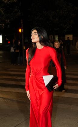 Guest at the arrivals at the Victoria Beckham Womenswear Fall Winter 2026 2027 presentation as part of Paris Fashion Week on March 6, 2026 in Paris, France Anne Sophie Guebey Bestimage Arrivals at the Victoria Beckham Womenswear Fall Winter 2026 2027 presentation as part of Paris Fashion Week on March 6, 2026 in Paris, France  Copyright: xAnne-SophiexGuebeyx xBestimagexAnne-SophiexGuebeyx xBestimagex