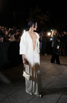 Guest at the arrivals at the Victoria Beckham Womenswear Fall Winter 2026 2027 presentation as part of Paris Fashion Week on March 6, 2026 in Paris, France Anne Sophie Guebey Bestimage Arrivals at the Victoria Beckham Womenswear Fall Winter 2026 2027 presentation as part of Paris Fashion Week on March 6, 2026 in Paris, France  Copyright: xAnne-SophiexGuebeyx xBestimagexAnne-SophiexGuebeyx xBestimagex