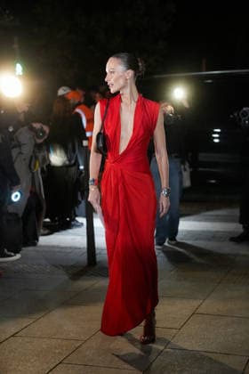 Guest at the arrivals at the Victoria Beckham Womenswear Fall Winter 2026 2027 presentation as part of Paris Fashion Week on March 6, 2026 in Paris, France Anne Sophie Guebey Bestimage Arrivals at the Victoria Beckham Womenswear Fall Winter 2026 2027 presentation as part of Paris Fashion Week on March 6, 2026 in Paris, France  Copyright: xAnne-SophiexGuebeyx xBestimagexAnne-SophiexGuebeyx xBestimagex