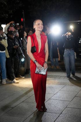 Guest at the arrivals at the Victoria Beckham Womenswear Fall Winter 2026 2027 presentation as part of Paris Fashion Week on March 6, 2026 in Paris, France Anne Sophie Guebey Bestimage Arrivals at the Victoria Beckham Womenswear Fall Winter 2026 2027 presentation as part of Paris Fashion Week on March 6, 2026 in Paris, France  Copyright: xAnne-SophiexGuebeyx xBestimagexAnne-SophiexGuebeyx xBestimagex