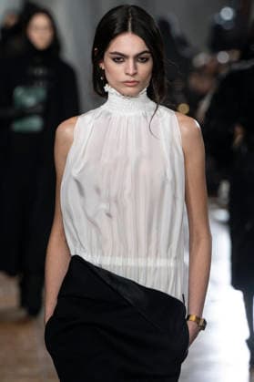 Lanvin Womenswear Collection Fall Winter 2026 2027 show as part of Paris Fashion Week PFW at the Galerie de Géologie et de Minéralogie, Paris, France, March 06, 2026 Bestimage Runway during the Lanvin Womenswear Fall Winter 2026 2027 show as part of Paris Fashion Week on March 06, 2026 in Paris, France Paris France  Copyright: xAgencex xBestimagexAgencex xBestimagex