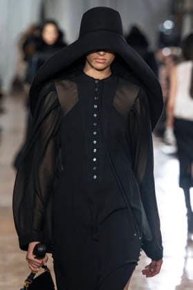 Lanvin Womenswear Collection Fall Winter 2026 2027 show as part of Paris Fashion Week PFW at the Galerie de Géologie et de Minéralogie, Paris, France, March 06, 2026 Bestimage Runway during the Lanvin Womenswear Fall Winter 2026 2027 show as part of Paris Fashion Week on March 06, 2026 in Paris, France Paris France  Copyright: xAgencex xBestimagexAgencex xBestimagex