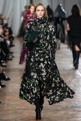 Lanvin Womenswear Collection Fall Winter 2026 2027 show as part of Paris Fashion Week PFW at the Galerie de Géologie et de Minéralogie, Paris, France, March 06, 2026 Bestimage Runway during the Lanvin Womenswear Fall Winter 2026 2027 show as part of Paris Fashion Week on March 06, 2026 in Paris, France Paris France  Copyright: xAgencex xBestimagexAgencex xBestimagex