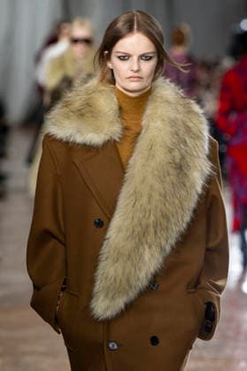 Lanvin Womenswear Collection Fall Winter 2026 2027 show as part of Paris Fashion Week PFW at the Galerie de Géologie et de Minéralogie, Paris, France, March 06, 2026 Bestimage Runway during the Lanvin Womenswear Fall Winter 2026 2027 show as part of Paris Fashion Week on March 06, 2026 in Paris, France Paris France  Copyright: xAgencex xBestimagexAgencex xBestimagex
