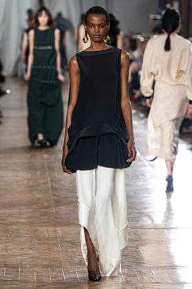Lanvin Womenswear Collection Fall Winter 2026 2027 show as part of Paris Fashion Week PFW at the Galerie de Géologie et de Minéralogie, Paris, France, March 06, 2026 Bestimage Runway during the Lanvin Womenswear Fall Winter 2026 2027 show as part of Paris Fashion Week on March 06, 2026 in Paris, France Paris France  Copyright: xAgencex xBestimagexAgencex xBestimagex