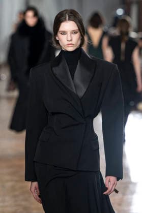 Lanvin Womenswear Collection Fall Winter 2026 2027 show as part of Paris Fashion Week PFW at the Galerie de Géologie et de Minéralogie, Paris, France, March 06, 2026 Bestimage Runway during the Lanvin Womenswear Fall Winter 2026 2027 show as part of Paris Fashion Week on March 06, 2026 in Paris, France Paris France  Copyright: xAgencex xBestimagexAgencex xBestimagex