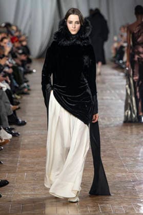 Lanvin Womenswear Collection Fall Winter 2026 2027 show as part of Paris Fashion Week PFW at the Galerie de Géologie et de Minéralogie, Paris, France, March 06, 2026 Bestimage Runway during the Lanvin Womenswear Fall Winter 2026 2027 show as part of Paris Fashion Week on March 06, 2026 in Paris, France Paris France  Copyright: xAgencex xBestimagexAgencex xBestimagex