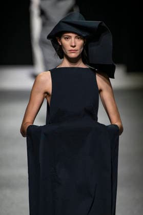 Issey Miyake Womenswear Collection Fall Winter 2026 2027 show as part of Paris Fashion Week PFW , à Paris, France, le 6 mars 2026 Bestimage Runway during the Issey Miyake Womenswear Fall Winter 2026 2027 show as part of Paris Fashion Week on March 06, 2026 in Paris, France Paris France  Copyright: xAgencex xBestimagexAgencex xBestimagex