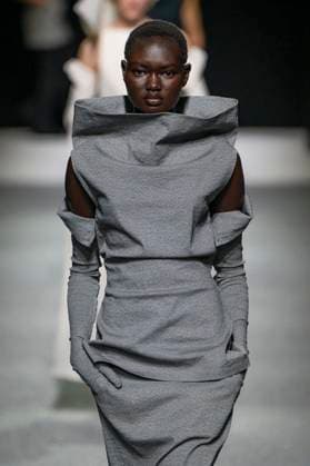 Issey Miyake Womenswear Collection Fall Winter 2026 2027 show as part of Paris Fashion Week PFW , à Paris, France, le 6 mars 2026 Bestimage Runway during the Issey Miyake Womenswear Fall Winter 2026 2027 show as part of Paris Fashion Week on March 06, 2026 in Paris, France Paris France  Copyright: xAgencex xBestimagexAgencex xBestimagex