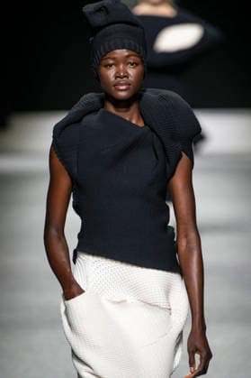 Issey Miyake Womenswear Collection Fall Winter 2026 2027 show as part of Paris Fashion Week PFW , à Paris, France, le 6 mars 2026 Bestimage Runway during the Issey Miyake Womenswear Fall Winter 2026 2027 show as part of Paris Fashion Week on March 06, 2026 in Paris, France Paris France  Copyright: xAgencex xBestimagexAgencex xBestimagex