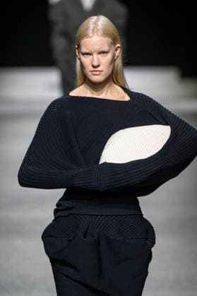 Issey Miyake Womenswear Collection Fall Winter 2026 2027 show as part of Paris Fashion Week PFW , à Paris, France, le 6 mars 2026 Bestimage Runway during the Issey Miyake Womenswear Fall Winter 2026 2027 show as part of Paris Fashion Week on March 06, 2026 in Paris, France Paris France  Copyright: xAgencex xBestimagexAgencex xBestimagex