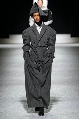 Issey Miyake Womenswear Collection Fall Winter 2026 2027 show as part of Paris Fashion Week PFW , à Paris, France, le 6 mars 2026 Bestimage Runway during the Issey Miyake Womenswear Fall Winter 2026 2027 show as part of Paris Fashion Week on March 06, 2026 in Paris, France Paris France  Copyright: xAgencex xBestimagexAgencex xBestimagex