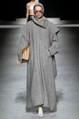 Issey Miyake Womenswear Collection Fall Winter 2026 2027 show as part of Paris Fashion Week PFW , à Paris, France, le 6 mars 2026 Bestimage Runway during the Issey Miyake Womenswear Fall Winter 2026 2027 show as part of Paris Fashion Week on March 06, 2026 in Paris, France Paris France  Copyright: xAgencex xBestimagexAgencex xBestimagex