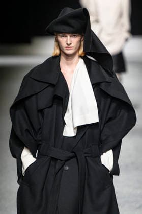 Issey Miyake Womenswear Collection Fall Winter 2026 2027 show as part of Paris Fashion Week PFW , à Paris, France, le 6 mars 2026 Bestimage Runway during the Issey Miyake Womenswear Fall Winter 2026 2027 show as part of Paris Fashion Week on March 06, 2026 in Paris, France Paris France  Copyright: xAgencex xBestimagexAgencex xBestimagex