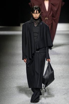Issey Miyake Womenswear Collection Fall Winter 2026 2027 show as part of Paris Fashion Week PFW , à Paris, France, le 6 mars 2026 Bestimage Runway during the Issey Miyake Womenswear Fall Winter 2026 2027 show as part of Paris Fashion Week on March 06, 2026 in Paris, France Paris France  Copyright: xAgencex xBestimagexAgencex xBestimagex