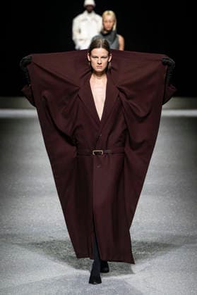 Issey Miyake Womenswear Collection Fall Winter 2026 2027 show as part of Paris Fashion Week PFW , à Paris, France, le 6 mars 2026 Bestimage Runway during the Issey Miyake Womenswear Fall Winter 2026 2027 show as part of Paris Fashion Week on March 06, 2026 in Paris, France Paris France  Copyright: xAgencex xBestimagexAgencex xBestimagex