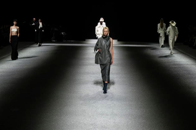 Issey Miyake Womenswear Collection Fall Winter 2026 2027 show as part of Paris Fashion Week PFW , à Paris, France, le 6 mars 2026 Bestimage Runway during the Issey Miyake Womenswear Fall Winter 2026 2027 show as part of Paris Fashion Week on March 06, 2026 in Paris, France Paris France  Copyright: xAgencex xBestimagexAgencex xBestimagex