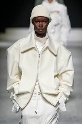 Issey Miyake Womenswear Collection Fall Winter 2026 2027 show as part of Paris Fashion Week PFW , à Paris, France, le 6 mars 2026 Bestimage Runway during the Issey Miyake Womenswear Fall Winter 2026 2027 show as part of Paris Fashion Week on March 06, 2026 in Paris, France Paris France  Copyright: xAgencex xBestimagexAgencex xBestimagex