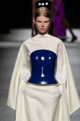 Issey Miyake Womenswear Collection Fall Winter 2026 2027 show as part of Paris Fashion Week PFW , à Paris, France, le 6 mars 2026 Bestimage Runway during the Issey Miyake Womenswear Fall Winter 2026 2027 show as part of Paris Fashion Week on March 06, 2026 in Paris, France Paris France  Copyright: xAgencex xBestimagexAgencex xBestimagex