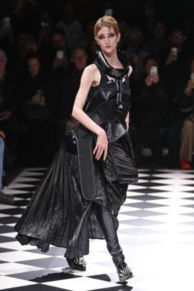 PFW - Junya Watanabe Runway Models Walk Runway for the Junya Watanabe Fall 2026 Ready-to-Wear fashion show during Paris Fashion Week on March 7, 2026 in Paris, France. Photo by Alain-Gil Gonzalez ABACAPRESS.COM Paris France  Copyright: xGonzalezxAlain-Gil ABACAx