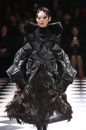 PFW - Junya Watanabe Runway Models Walk Runway for the Junya Watanabe Fall 2026 Ready-to-Wear fashion show during Paris Fashion Week on March 7, 2026 in Paris, France. Photo by Alain-Gil Gonzalez ABACAPRESS.COM Paris France  Copyright: xGonzalezxAlain-Gil ABACAx