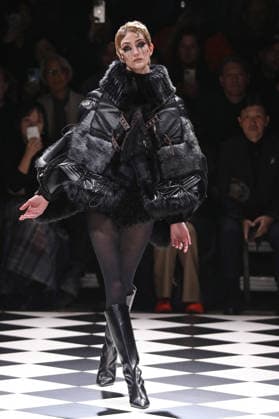 PFW - Junya Watanabe Runway Models Walk Runway for the Junya Watanabe Fall 2026 Ready-to-Wear fashion show during Paris Fashion Week on March 7, 2026 in Paris, France. Photo by Alain-Gil Gonzalez ABACAPRESS.COM Paris France  Copyright: xGonzalezxAlain-Gil ABACAx