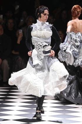 PFW - Junya Watanabe Runway Models Walk Runway for the Junya Watanabe Fall 2026 Ready-to-Wear fashion show during Paris Fashion Week on March 7, 2026 in Paris, France. Photo by Alain-Gil Gonzalez ABACAPRESS.COM Paris France  Copyright: xGonzalezxAlain-Gil ABACAx
