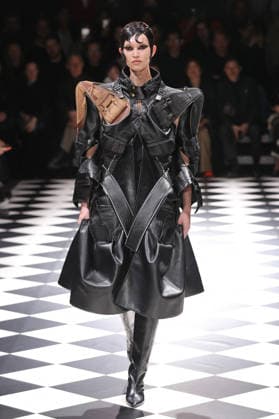 PFW - Junya Watanabe Runway Models Walk Runway for the Junya Watanabe Fall 2026 Ready-to-Wear fashion show during Paris Fashion Week on March 7, 2026 in Paris, France. Photo by Alain-Gil Gonzalez ABACAPRESS.COM Paris France  Copyright: xGonzalezxAlain-Gil ABACAx