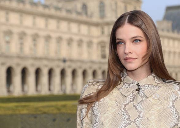 Barbara Palvin at the Arrivals at the Elie Saab Womenswear Collection Prêt à Porter Fall Winter 2026 2027 show as part of Paris Fashion Week PFW at the Carrousel du Louvre in Paris, France on March 07, 2026 Denis Guignebourg Bestimage Arrivals at the Elie Saab Womenswear Fall Winter 2026 2027 show as part of Paris Fashion Week on March 07, 2026 in Paris, France Paris France  Copyright: xDenisxGuignebourgx xBestimagexDenisxGuignebourgx xBestimagex