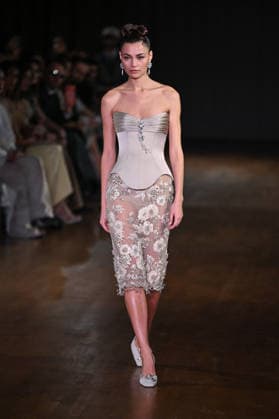 PFW Georges Hobeika Runway A model walks the runway at the Georges Hobeika show during Fashion Week in Paris, France on March 7, 2026. Photo by Julien Reynaud APS-Medias ABACAPRESS.COM Paris France  Copyright: xReynaudxJulien APS-Medias ABACAx