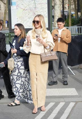 Leonie Hanne at the Arrivals at the Hermès Collection Femme Prêt à Porter Automne Hiver 2026 2027 fashion show as part of Paris Fashion Week PFW at the Caserne des Célestins Garde Républicaine, in Paris, FRance, on March 07, 2026 Anne Sophie Guebey Bestimage Arrivals at the Hermès Ready to Wear Fall Winter 2026 2027 fashion show as part of Paris Fashion Week on March 07, 2026 in Paris, France Paris France  Copyright: xAnne-SophiexGuebeyx xBestimagexAnne-SophiexGuebeyx xBestimagex