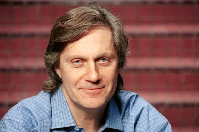 Lasse Hallstrom Dec 10, 2001; Los Angeles, CA, USA; The Shipping News director LASSE HALLSTROM.. Copyright: xJonathanxAlcornx