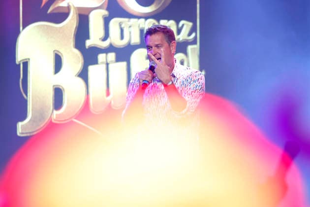 Party hit singer Peter Wackel at the party for 20 years of Lorenz Büffel Ballermann star Büffel celebrates his 20th stage anniversary with a party on the Rhine Cologne, 07 03 2026 NRW Germany Copyright: xChristophxHardtx