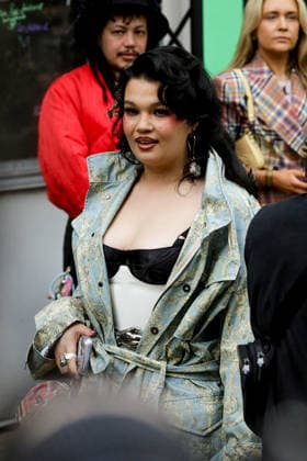 Lola Young Paris Fashion Week PAP AW26 Vivienne Westwood Paris Fashion Week People at the Vivienne Westwood fashion show 453871 2026 03 07  Copyright: xIvankaxVoisinx xStarfacex STAR_453871_007