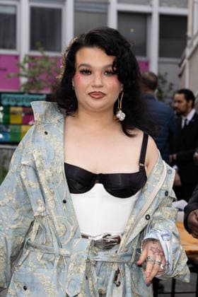 Lola Young at the Arrivals at the Vivienne Westwood Womens Collection Prêt à Porter Fall Winter 2026 2027 held at Césure on March 07, 2026 in Paris, France Paris France Fashion Week PFW au Grand Plateau, à Paris, France, le 7 mars 2026 Jeremy Melloul Bestimage Arrivals at the Vivienne Westwood fashion show as part of Paris Fashion Week Fall 2026 held at Césure on March 07, 2026 in Paris, France Paris France  Copyright: xJeremyxMelloulx xBestimagexJeremyxMelloulx xBestimagex
