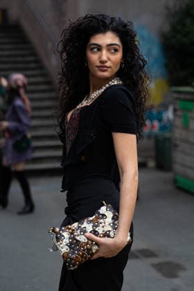 Soulin Omar at the Arrivals at the Vivienne Westwood Collection Prêt à Porter Automne Hiver 2026 2027 fashion show as part of Paris Fashion Week PFW at Grand Plateau, Paris, France, March 07, 2026 Thibault Duboucher Bestimage Arrivals at the Vivienne Westwood fashion show as part of Paris Fashion Week Fall 2026 held at Césure on March 07, 2026 in Paris, France Paris France  Copyright: xThibaultxDuboucherx xBestimagexThibaultxDuboucherx xBestimagex