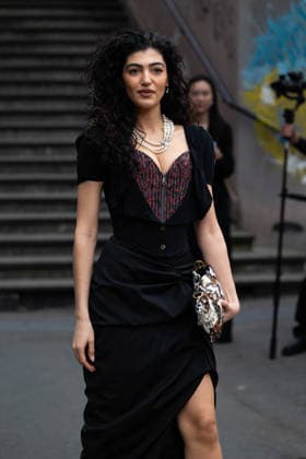 Soulin Omar at the Arrivals at the Vivienne Westwood Collection Prêt à Porter Automne Hiver 2026 2027 fashion show as part of Paris Fashion Week PFW at Grand Plateau, Paris, France, March 07, 2026 Thibault Duboucher Bestimage Arrivals at the Vivienne Westwood fashion show as part of Paris Fashion Week Fall 2026 held at Césure on March 07, 2026 in Paris, France Paris France  Copyright: xThibaultxDuboucherx xBestimagexThibaultxDuboucherx xBestimagex