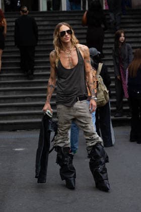 Tyrone Dylan Susman at the Arrivals at the Vivienne Westwood Collection Prêt à Porter Automne Hiver 2026 2027 fashion show as part of Paris Fashion Week PFW au Grand Plateau, à Paris, France, le 7 mars 2026 Thibault Duboucher Bestimage Arrivals at the Vivienne Westwood fashion show as part of Paris Fashion Week Fall 2026 held at Césure on March 07, 2026 in Paris, France Paris France  Copyright: xThibaultxDuboucherx xBestimagexThibaultxDuboucherx xBestimagex