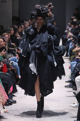 PFW - Comme Des Garcons Runway Models Walk Runway for the Comme des Garçons fashion show during Paris Fashion Week on March 7, 2026 in Paris, France. Photo by Alain-Gil Gonzalez ABACAPRESS.COM Paris France  Copyright: xGonzalezxAlain-Gil ABACAx