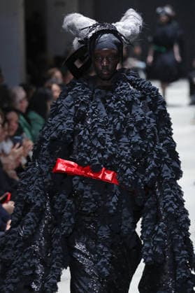 PFW - Comme Des Garcons Runway Models Walk Runway for the Comme des Garçons fashion show during Paris Fashion Week on March 7, 2026 in Paris, France. Photo by Alain-Gil Gonzalez ABACAPRESS.COM Paris France  Copyright: xGonzalezxAlain-Gil ABACAx