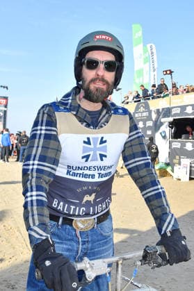 Alec Voelkel at the BALTIC LIGHTS 2026 Charity Schilttenhunderrennen in Heringsdorf on Usedom on 07 03 2026